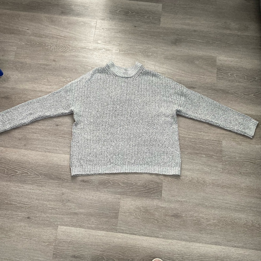 American Eagle sweater size M